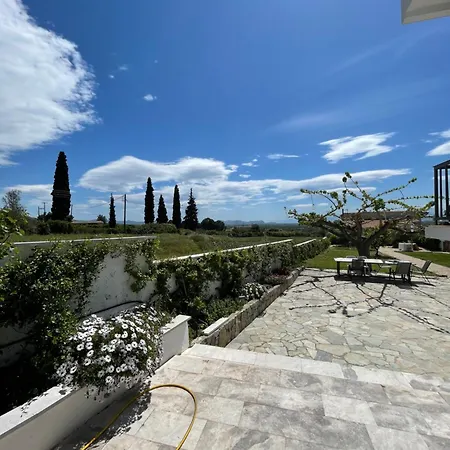 Holiday home εξοχικό στις αρχαίες μυκήνες με θέα ναύπλιο Monastiraki (Argolis)