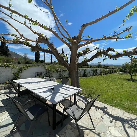 εξοχικό στις αρχαίες μυκήνες με θέα ναύπλιο Holiday home *